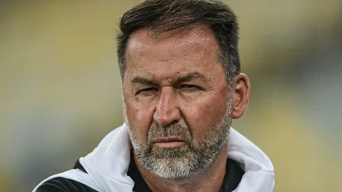 Corinthians encaminha contratação e Atlético-MG tenta atravessar.