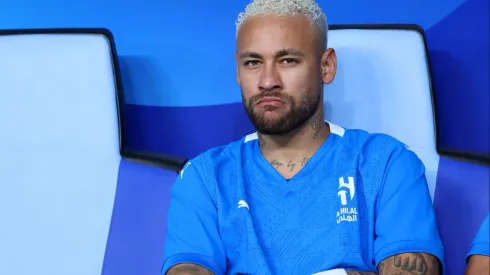 Al-Hilal prepara saída de Neymar e decide investir em estrela da Premier League para substituí-lo. (Photo by Abdullah Ahmed/Getty Images)