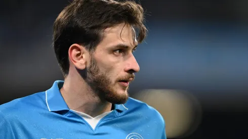 Napoli aceita vender Kvaratskhelia ao PSG, mas impõe uma condição (Photo by Francesco Pecoraro/Getty Images)