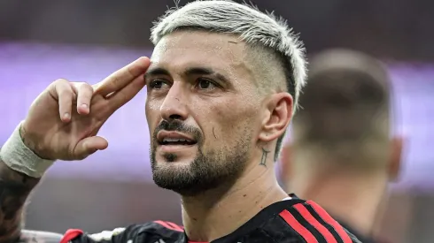 Campeão da Libertadores vai com tudo para tirar Arrascaeta do Flamengo.