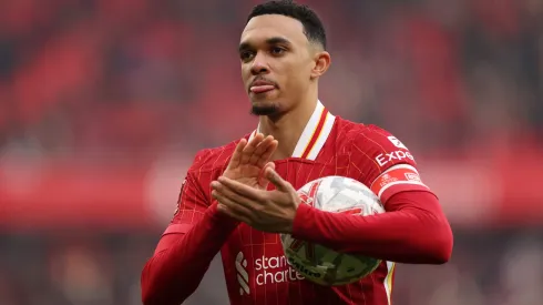 Alexander-Arnold é peça fundamental no elenco do Liverpool (Photo by Jan Kruger/Getty Images)