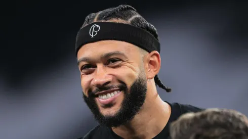 Memphis Depay manda recado para rivais do Corinthians e deixa Fiel maluca na web. Foto: Ettore Chiereguini/AGIF