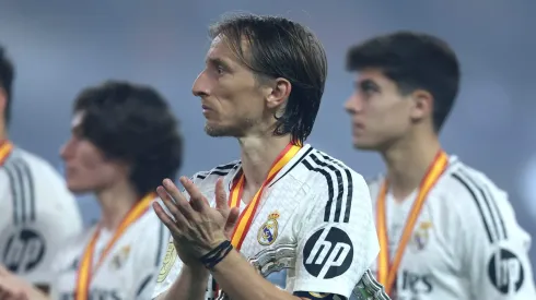 Real Madrid é superado pelo Barcelona e Modric envia recado ao elenco.