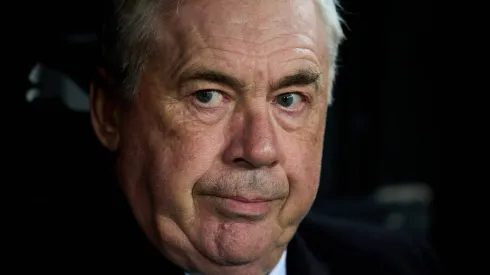 Ancelotti está pressionado no Real Madrid. (Photo by Aitor Alcalde/Getty Images)
