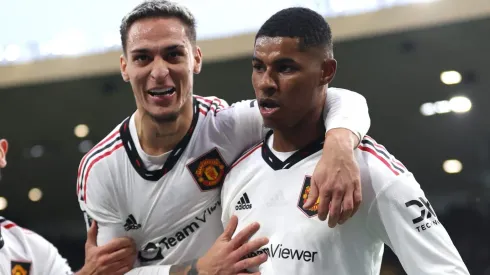 Rashford e Antony pelo Manchester United. O primeiro é alvo do Barcelona e Milan (Photo by Naomi Baker/Getty Images)