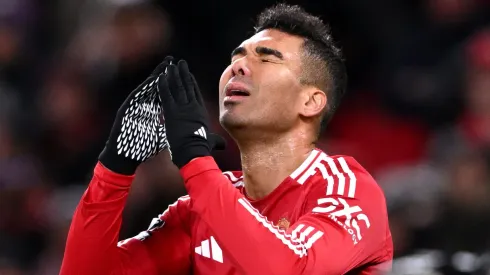 Casemiro topa deixar o Manchester United e Ruben Amorim prepara outra saída (Photo by Stu Forster/Getty Images)