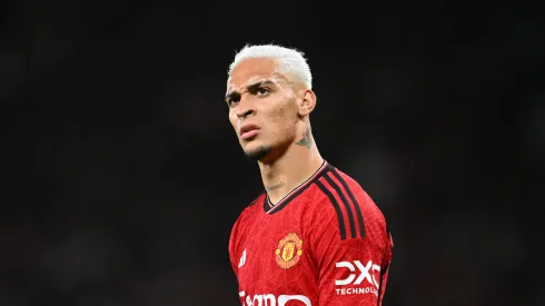 Antony em campo pelo Manchester United (Photo by Stu Forster/Getty Images)