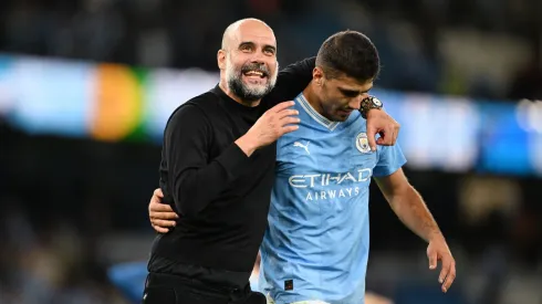 Pep Guardiola e Rodri juntos depois de partida pelo Manchester City