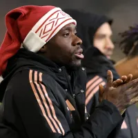 Alphonso Davies pode renovar com Bayern de Munique e abrir espaço para chegada de Alexander-Arnold