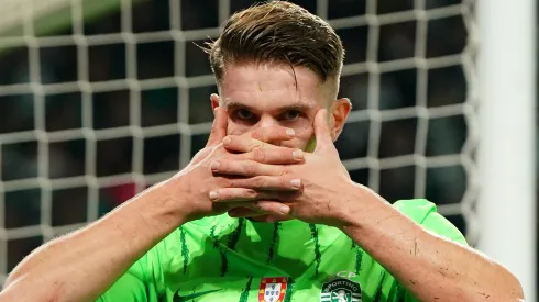 Manchester United decide vender grande jogador para conseguir fechar com Gyokeres (Photo by Gualter Fatia/Getty Images)