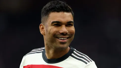Casemiro, do Manchester United, pode rejeitar chamado de Cristiano Ronaldo para jogar em grande potência. (Photo by Carl Recine/Getty Images)