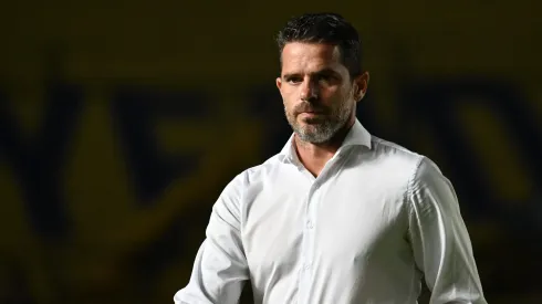 Técnico Fernando Gago em jogo do Boca Juniors contra o Argentino de Monte Maiz. Treinador já conta com reforços para a temporada. Foto: Luciano Bisbal