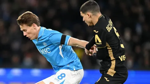 O Chelsea movimenta-se intensamente no mercado de transferências, buscando reforçar seu elenco para o restante da temporada. (Foto de Francesco Pecoraro/Getty Images)