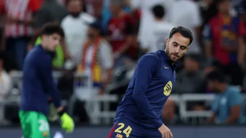 O defensor de 24 anos atraiu o interesse de grandes clubes da Premier League, como Aston Villa, Newcastle United e Tottenham Hotspur, que buscam reforçar suas defesas com um jogador experiente e de custo acessível. (Foto de Yasser BakhshGetty Images)