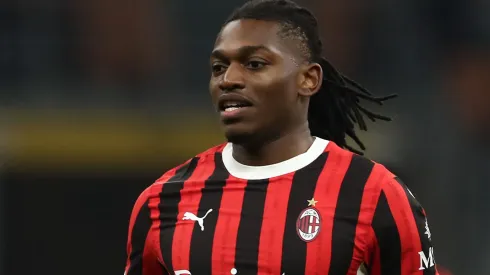 Barcelona e Milan podem fechar grande troca de jogadores para a próxima temporada. Foto: Marco Luzzani/Getty Images