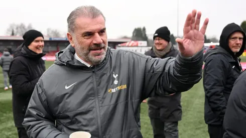 O jogador, formado no United, se tornou uma peça chave no Lille e desperta a atenção de diversos clubes ingleses. Com contrato expirando, ele pode ser a chave para a recuperação de um desses gigantes da Premier League. (Foto de Michael Regan/Getty Images)