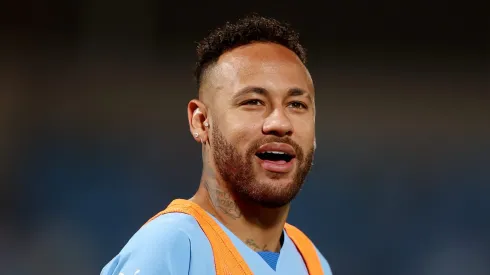 Neymar é oferecido a gigante europeu.