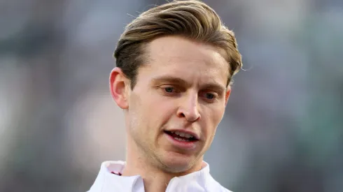 Barcelona vence em LaLiga e De Jong se destaca em meio aos rumores.