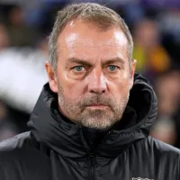 Iñaki Peña está chateado com Hansi Flick no Barcelona por estar no banco de reservas