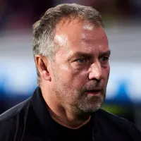 Iñaki Peña é colocado no banco no Barcelona e jogadores contrariam Hansi Flick