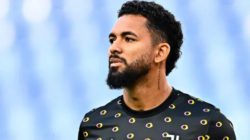 Douglas Luiz é desejo do Manchester City. (Photo by Simone Arveda/Getty Images)