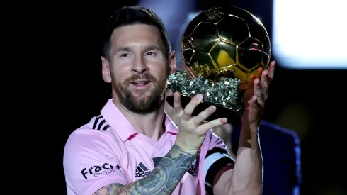 Mercado da Bola (28/01): Messi e Salah no Barcelona, Substituto de Vini Jr e mais. (Photo by Megan Briggs/Getty Images)