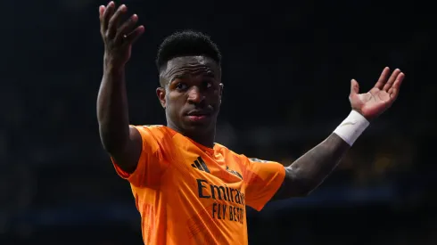 Vini Jr. em campo pelo Real Madrid (Photo by David Ramos/Getty Images)