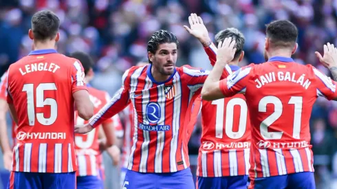 Jogadores do Atlético de Madrid comemoram gol marcado em partida da La Liga diante do Getafe. Foto: Xinhua / Alamy Stock Photo