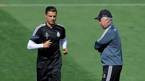 Cristiano Ronaldo e Ancelotti quando trabalhavam juntos (Photo by Denis Doyle/Getty Images)
