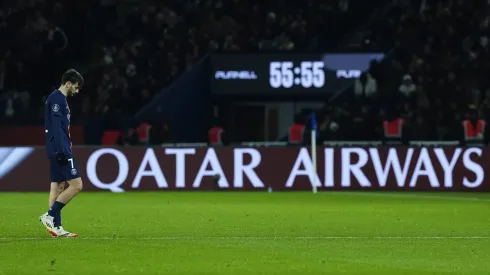 Khvicha Kvaratskhelia em jogo do PSG, seu novo clube. Foto: Glenn Gervot for Qatar Airways