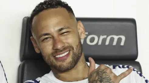 Santos atravessa o Corinthians e chega a acordo com novo parceiro para Neymar. (Photo by Alexandre Schneider/Getty Images)