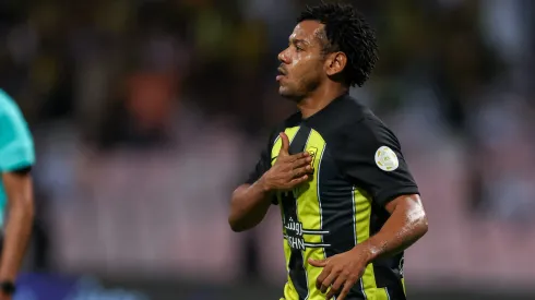 Romarinho em jogo do Al-Ittihad. Jogador estava livre no mercado antes de acertar com o novo clube. Foto: Yasser Bakhsh