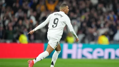 Kylian Mbappé marca contra o Atlético de Madrid