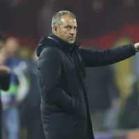 Hansi Flick surpreende ao revelar status da renovação de contrato com o Barcelona