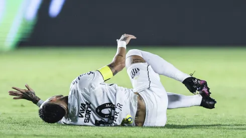 Neymar é o camisa 10 do Santos (Photo by Alexandre Schneider/Getty Images)