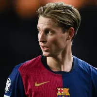 Deco negocia saída de De Jong do Barcelona para gigante da Premier League