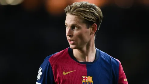 Barcelona negocia saída de De Jong. (Photo by David Ramos/Getty Images)