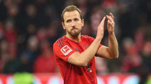 Harry Kane usando o uniforme tradicional do Bayern de Munique