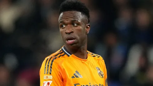 Comitiva de Vinicius Júnior se reúne com clube europeu e atacante pode deixar o Real Madrid (Photo by Alex Caparros/Getty Images)