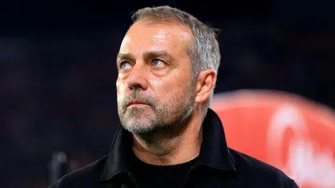 Hansi Flick, treinador do Barcelona (Photo by Fran Santiago/Getty Images)