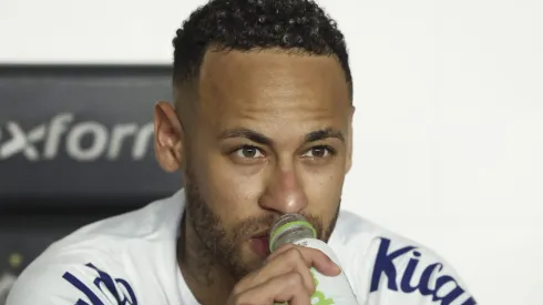 Barcelona acaba de tomar decisão que envolve a volta de Neymar no meio do ano (Photo by Alexandre Schneider/Getty Images)