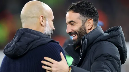 Pep Guardiola, treinador do Manchester City, e Ruben Amorim, técnico do Manchester United (Photo by Carl Recine/Getty Images)