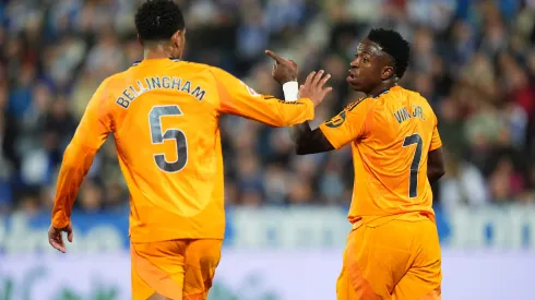 Bellingham e Vini Jr. atletas do Real Madrid (Photo by Angel Martinez/Getty Images)