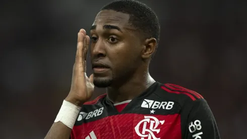 Flamengo surpreende e decide emprestar Lorran para outro clube do Brasileirão.