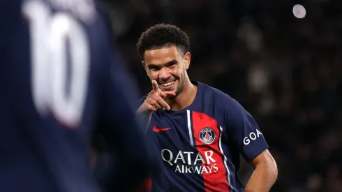 Liverpool sinaliza proposta para joia do PSG disputar a Premier League.