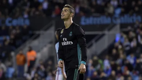 A comparação entre os dois craques destaca a rápida adaptação do francês e seu impacto imediato no clube merengue. (Foto por Octavio Passos/Getty Images)