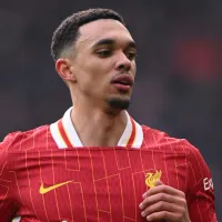 Liverpool se prepara para saída de Arnold e escolhe badalado lateral brasileiro como substituto