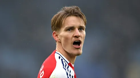 Liverpool se lança ao ataque para levar ânovo Odegaardâ Ă Premier League.