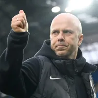Arne Slot aprova Milos Kerkez e agente de futebol diz: “Ele vai para o Liverpool”