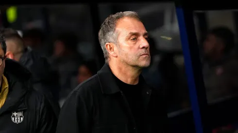 Barcelona presenteia Flick com reforço após empate na Copa do Rei.
